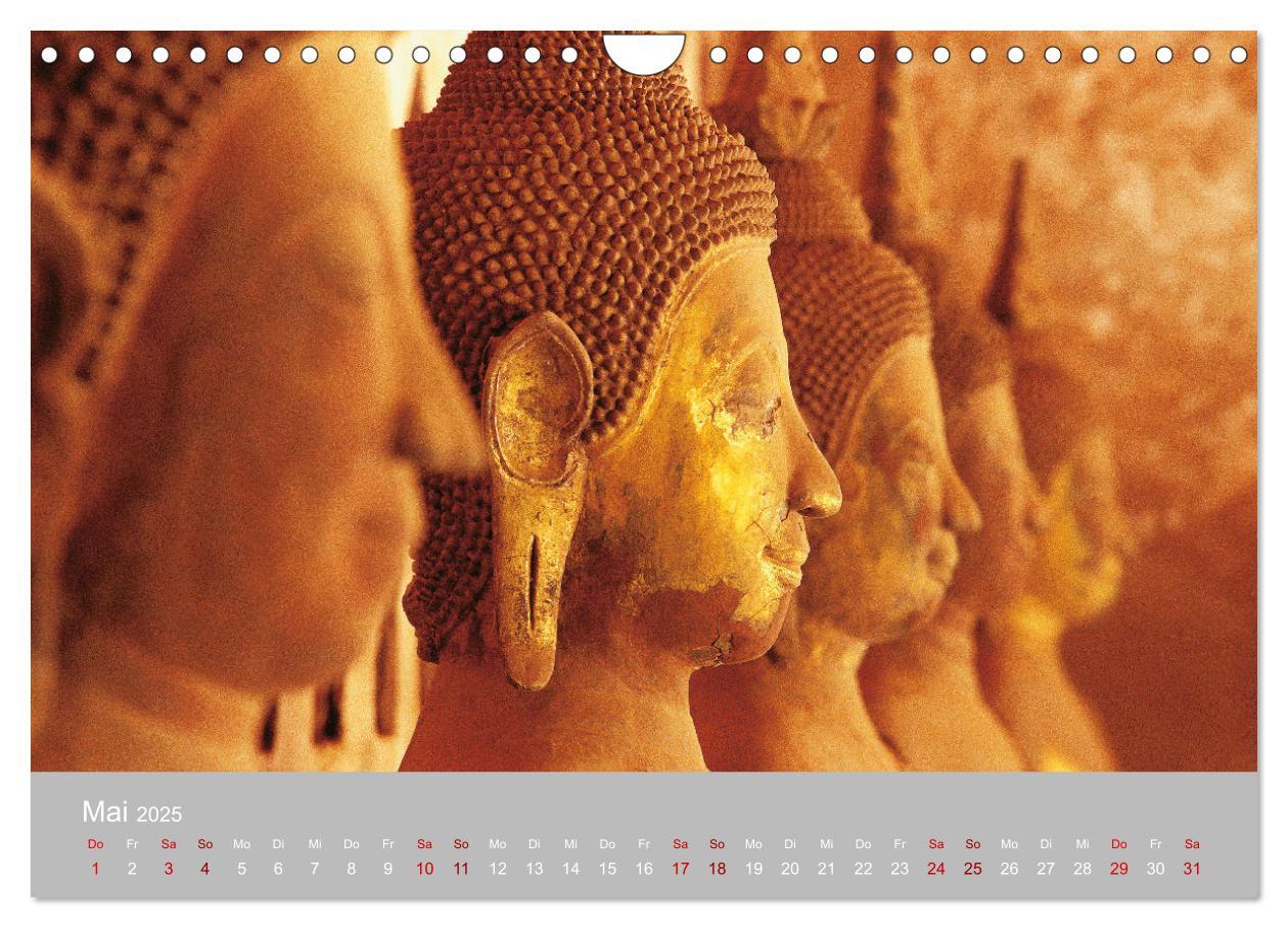 Bild: 9783383984334 | BUDDHA - Ein sanftes Lächeln (Wandkalender 2025 DIN A4 quer),...