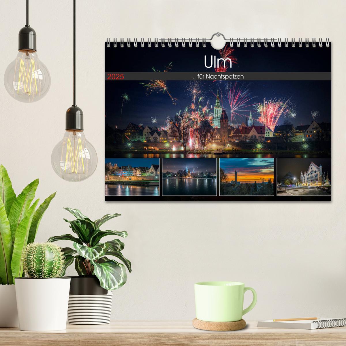 Bild: 9783435286881 | Ulm für Nachtspatzen (Wandkalender 2025 DIN A4 quer), CALVENDO...