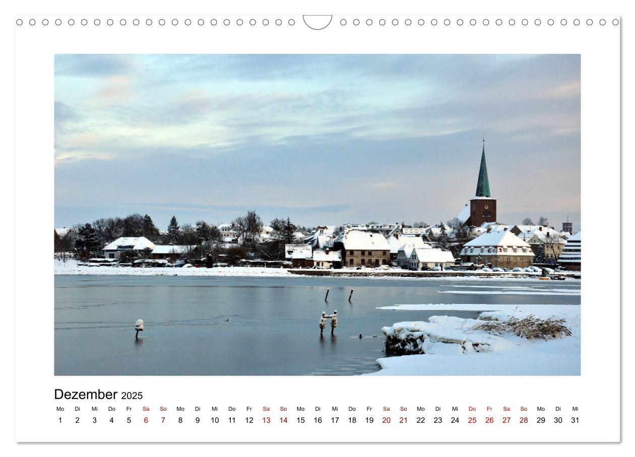 Bild: 9783435431311 | Neustadt in Holstein - Charmante Stadt am Meer (Wandkalender 2025...