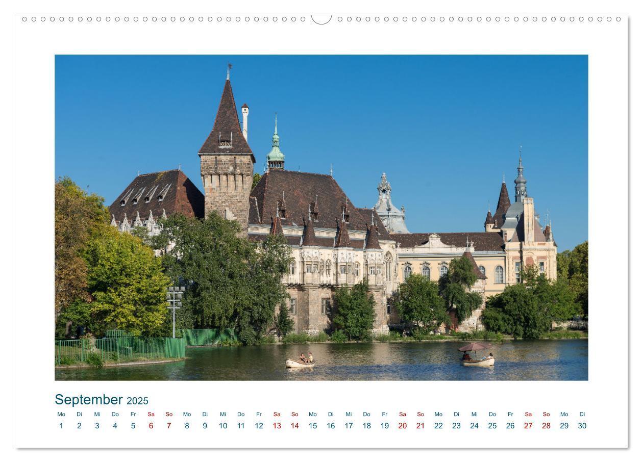 Bild: 9783383816130 | Budapest: zwischen Parlamentsgebäude und Burgpalast (Wandkalender...