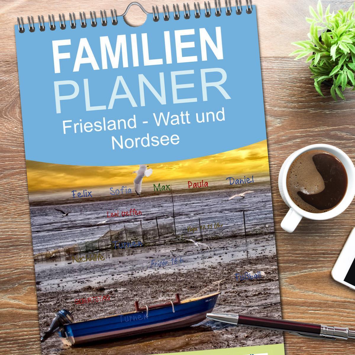 Bild: 9783457121382 | Familienplaner 2025 - Friesland - Watt und Nordsee mit 5 Spalten...