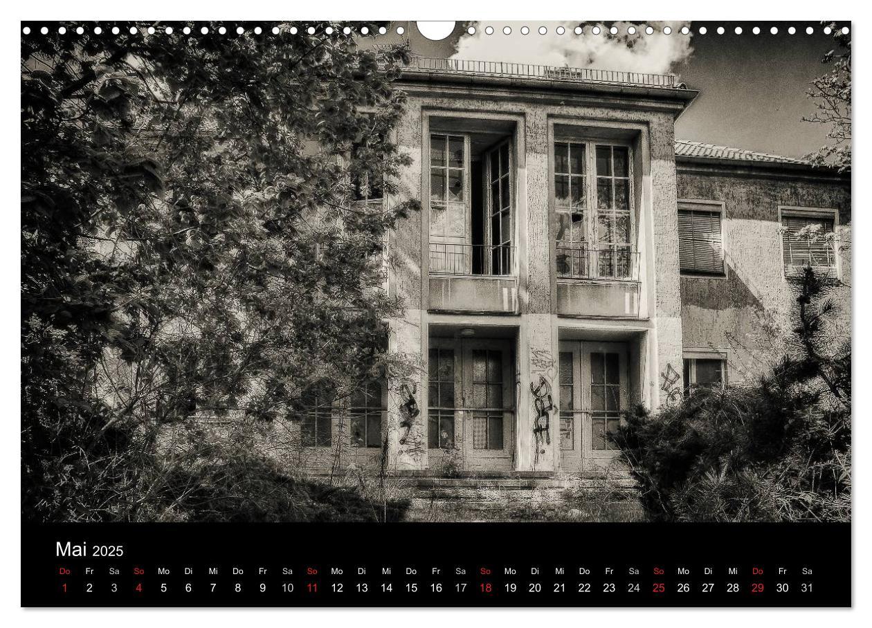 Bild: 9783435533770 | Lost Places Geisterhäuser (Wandkalender 2025 DIN A3 quer), CALVENDO...