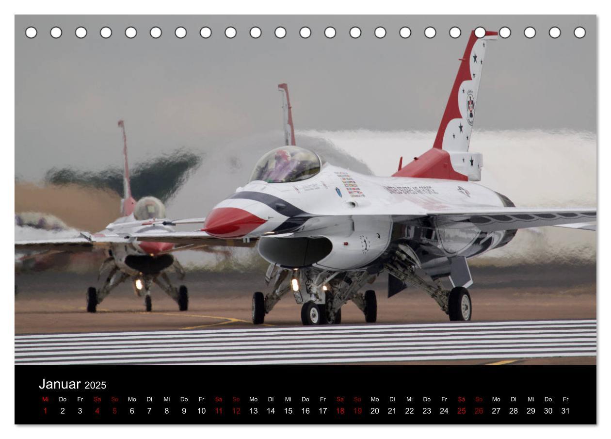 Bild: 9783435347568 | Militärjets (Tischkalender 2025 DIN A5 quer), CALVENDO Monatskalender