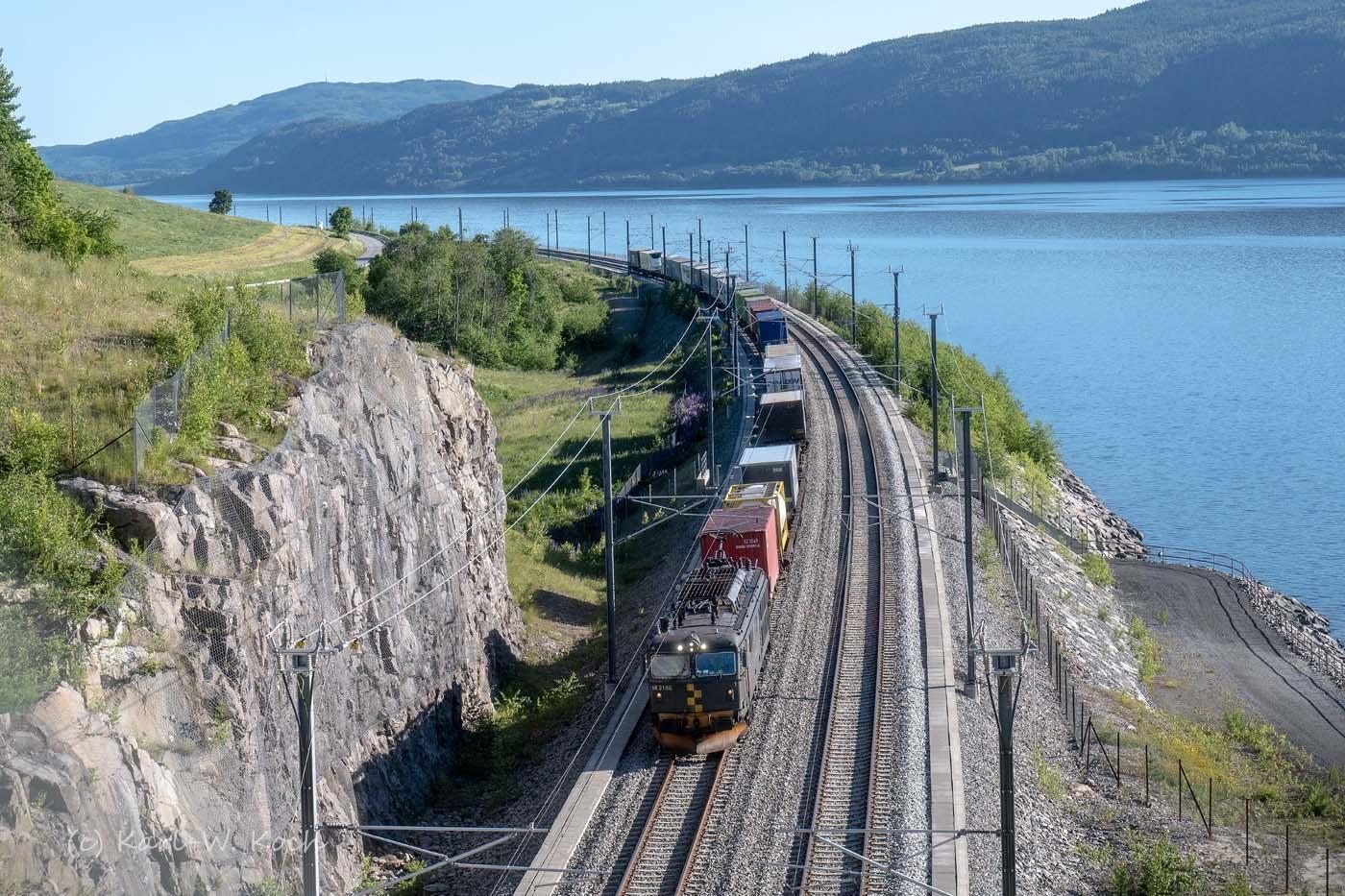 Bild: 9783613717015 | Norwegen | Bahnreisen durchs Land der Fjorde | Karl-W. Koch | Buch