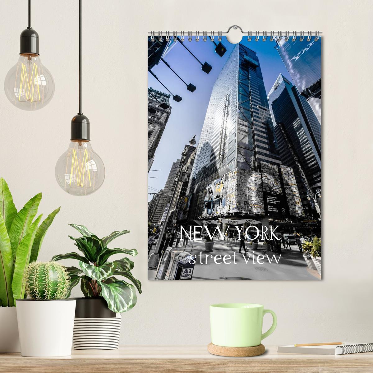 Bild: 9783457089439 | NEW YORK ¿ street view (Wandkalender 2025 DIN A4 hoch), CALVENDO...