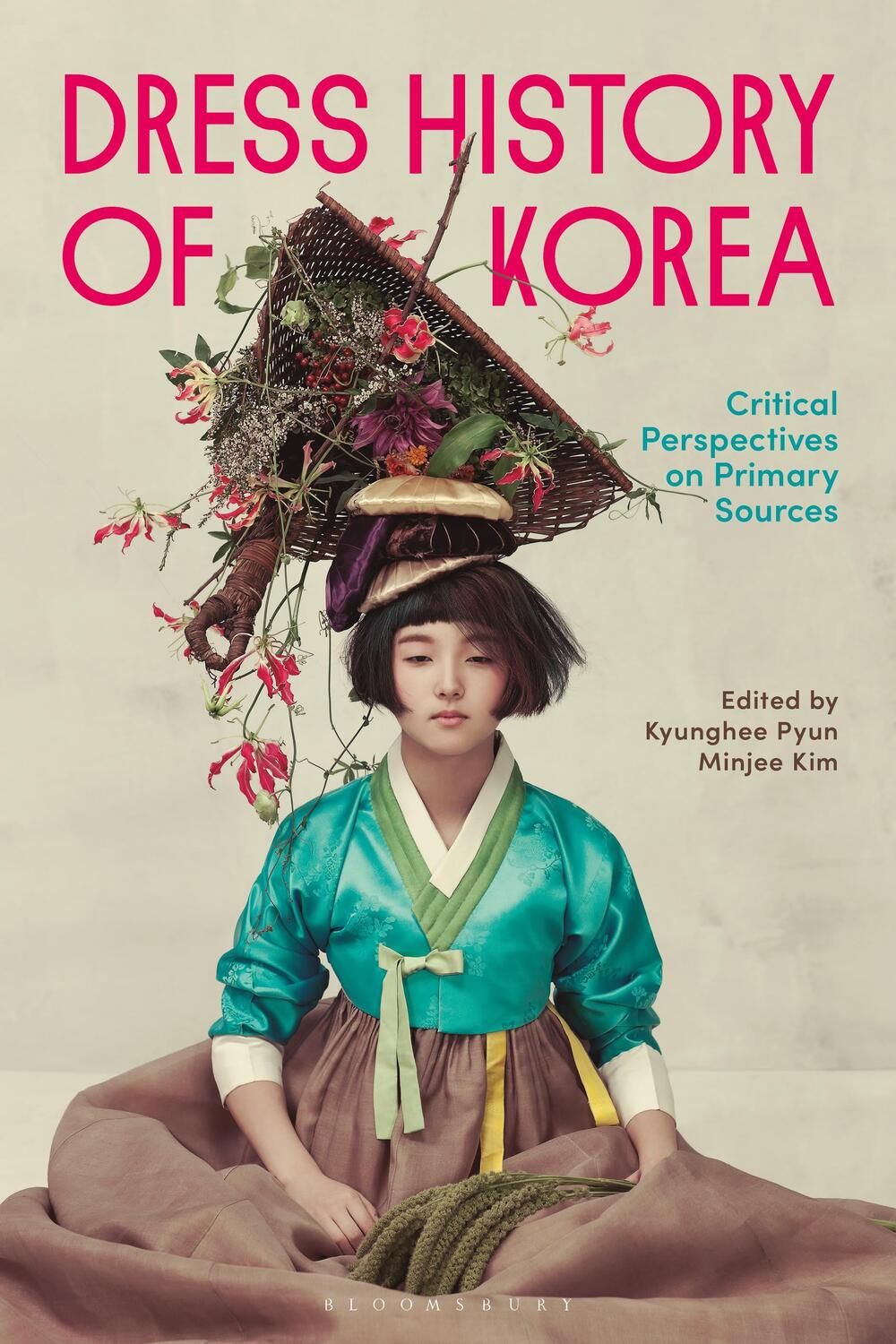 Cover: 9781350143371 | Dress History of Korea: Critical Perspectives on Primary Sources