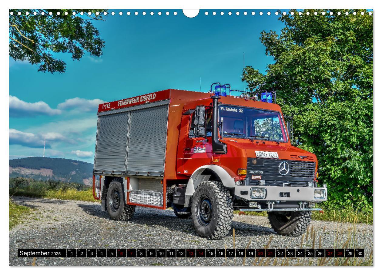 Bild: 9783435037070 | Feuerwehrfahrzeuge (Wandkalender 2025 DIN A3 quer), CALVENDO...