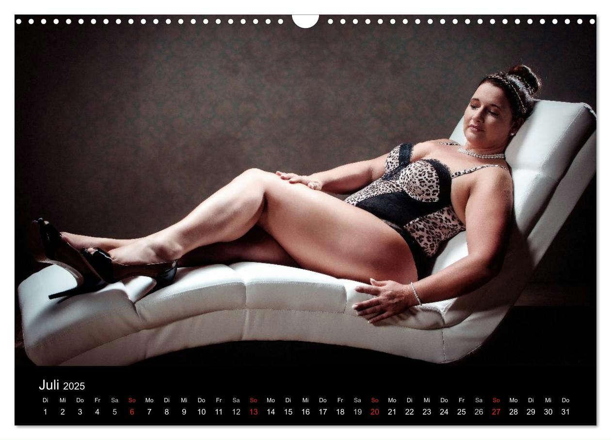 Bild: 9783435776405 | Hot Curves Volume 2 (Wandkalender 2025 DIN A3 quer), CALVENDO...