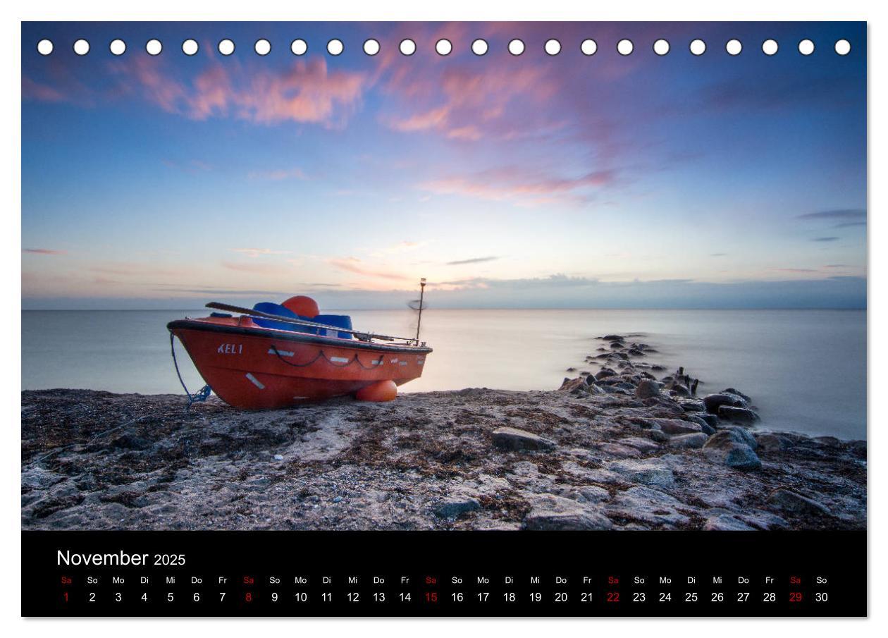 Bild: 9783435390106 | Ostholsteins Ostseeküste (Tischkalender 2025 DIN A5 quer), CALVENDO...