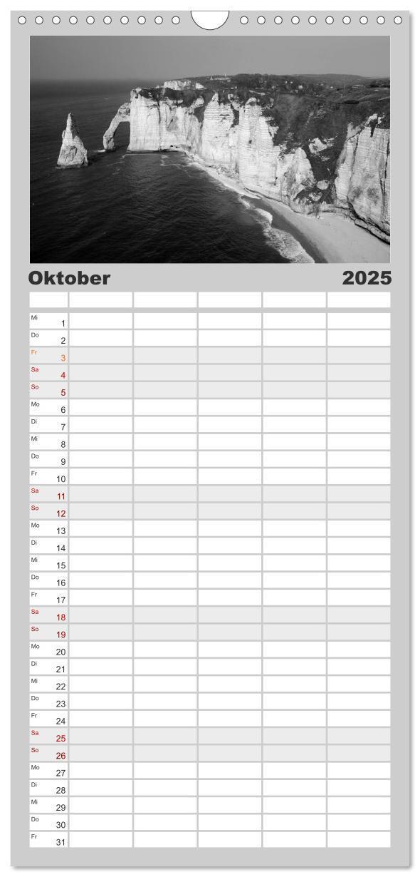 Bild: 9783457122341 | Familienplaner 2025 - BLACK 'N WHITE mit 5 Spalten (Wandkalender,...