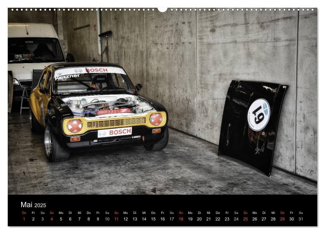 Bild: 9783435757589 | Raceday (hochwertiger Premium Wandkalender 2025 DIN A2 quer),...