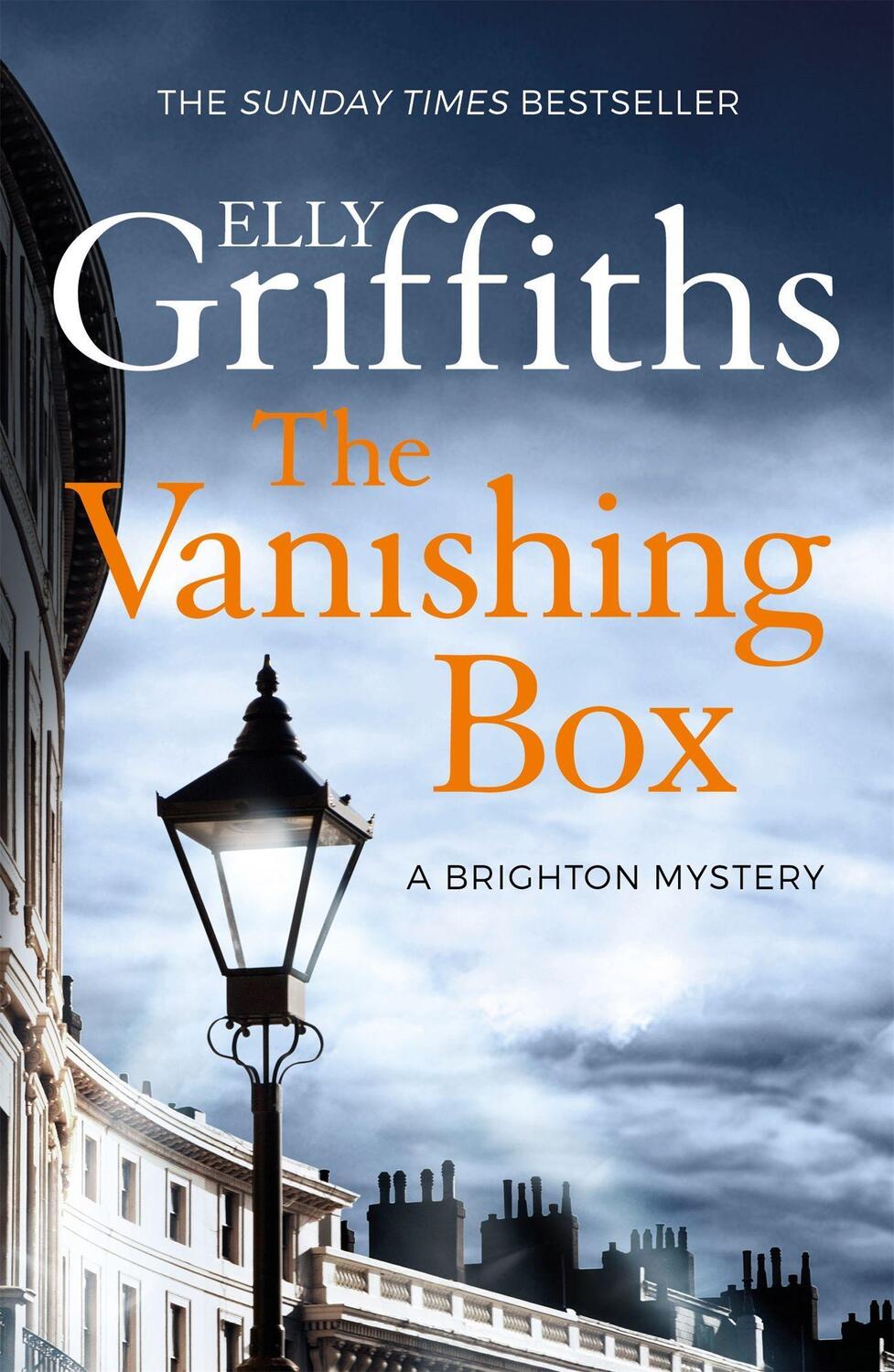 Cover: 9781784297022 | The Vanishing Box | The Brighton Mysteries 4 | Elly Griffiths | Buch