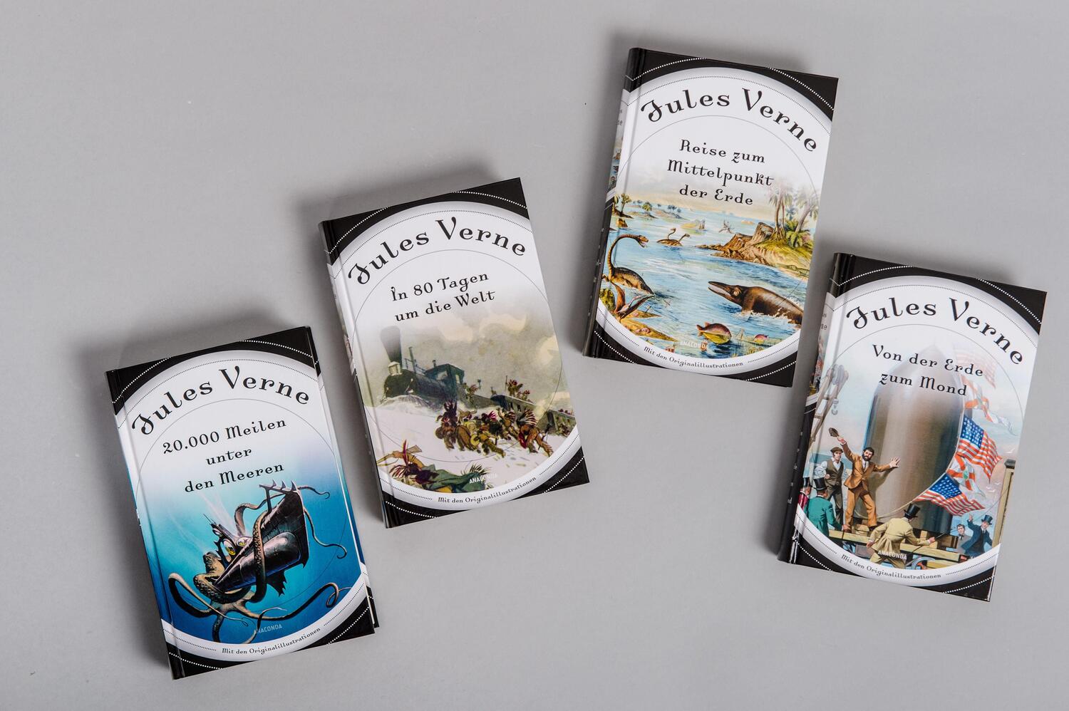 Bild: 9783730600399 | Romane | Jules Verne | Buch | Vier Bände im Schuber | 1504 S. | 2013