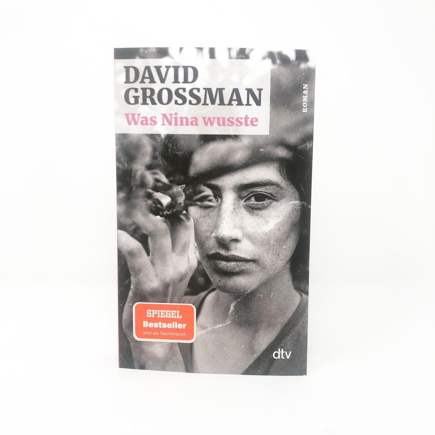 Bild: 9783423148276 | Was Nina wusste | Roman | David Grossman | Taschenbuch | 352 S. | 2022