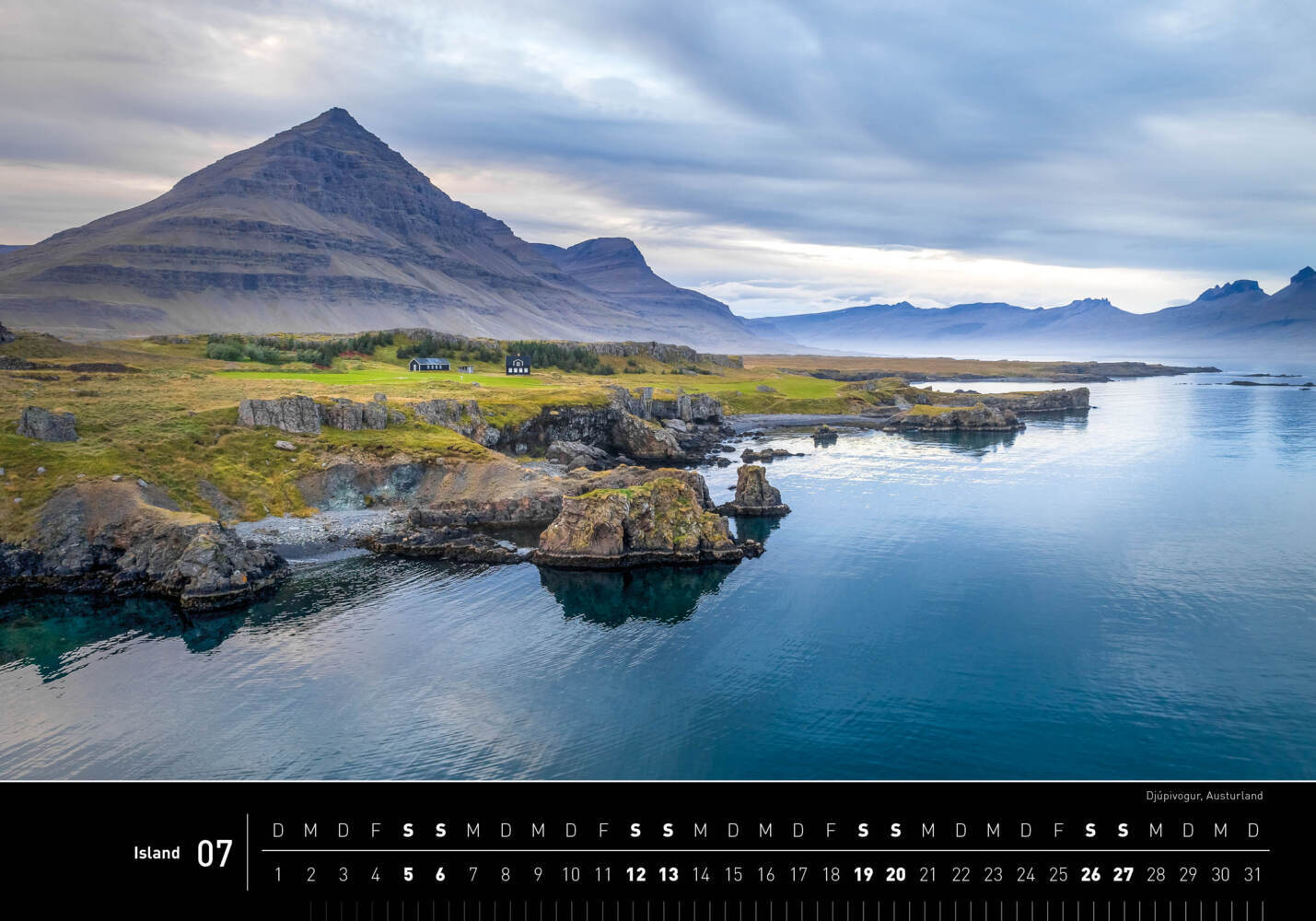 Bild: 9783968555140 | 360° Island Premiumkalender 2025 | Gerhard Zwerger-Schoner (u. a.)