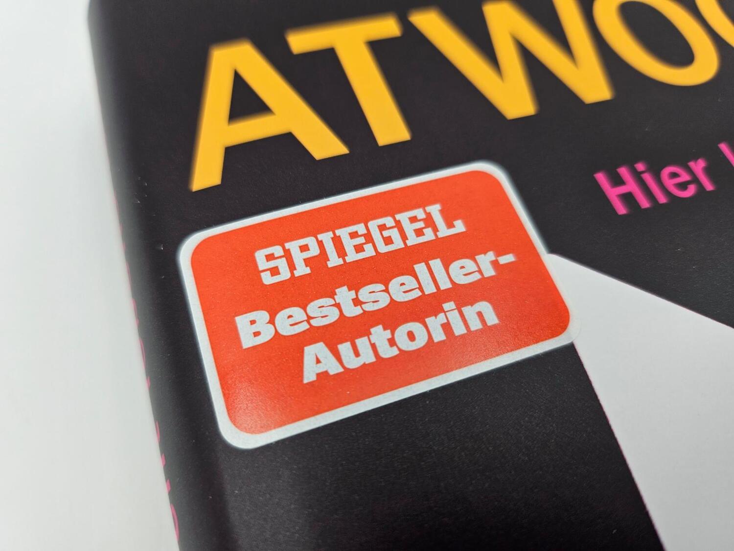 Bild: 9783827014740 | Hier kommen wir nicht lebend raus | Margaret Atwood | Buch | 304 S.