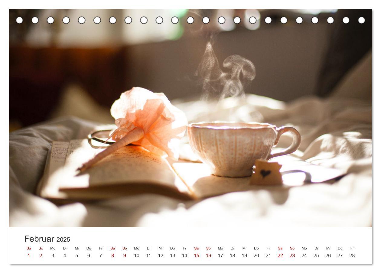 Bild: 9783383939464 | It's Tea Time (Tischkalender 2025 DIN A5 quer), CALVENDO...