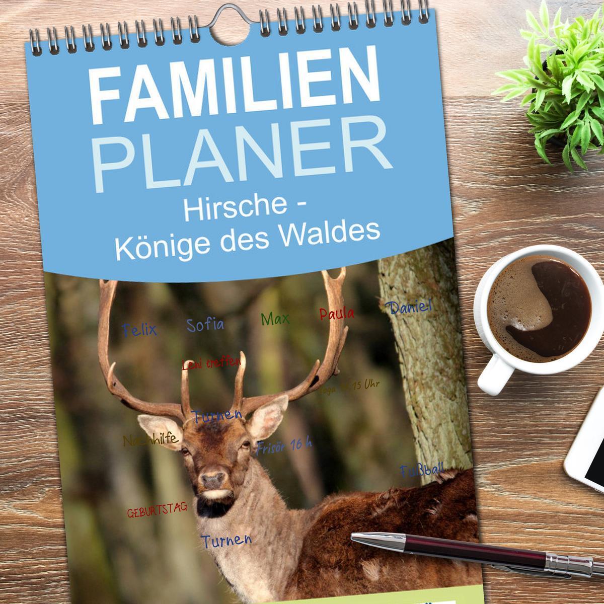 Bild: 9783457110119 | Familienplaner 2025 - Hirsche - Könige des Waldes mit 5 Spalten...