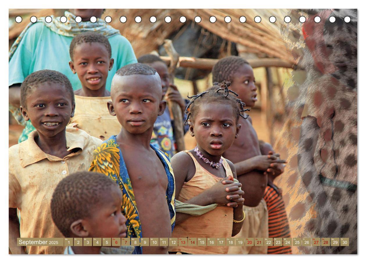 Bild: 9783383923500 | Afrika Kinder (Tischkalender 2025 DIN A5 quer), CALVENDO...