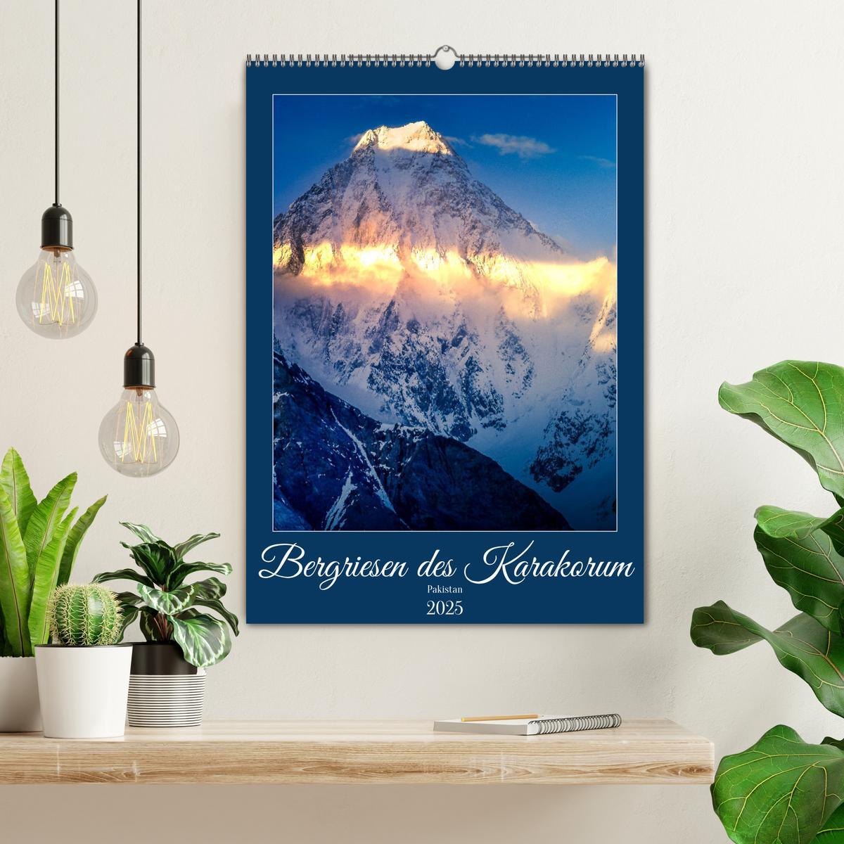 Bild: 9783435897742 | Bergriesen des Karakorum (Wandkalender 2025 DIN A2 hoch), CALVENDO...