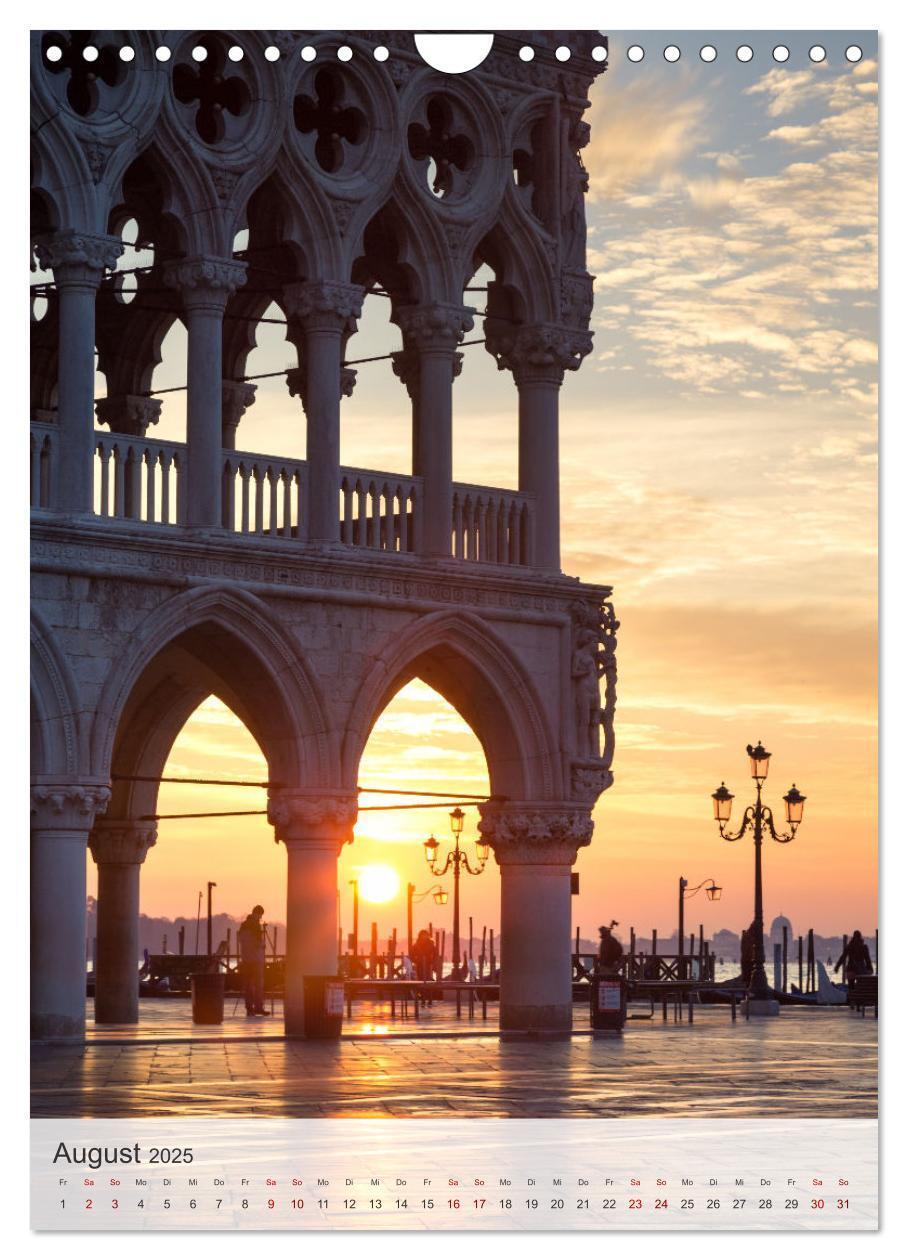 Bild: 9783435920624 | Venezia - La Serenissima repubblica (Wandkalender 2025 DIN A4...