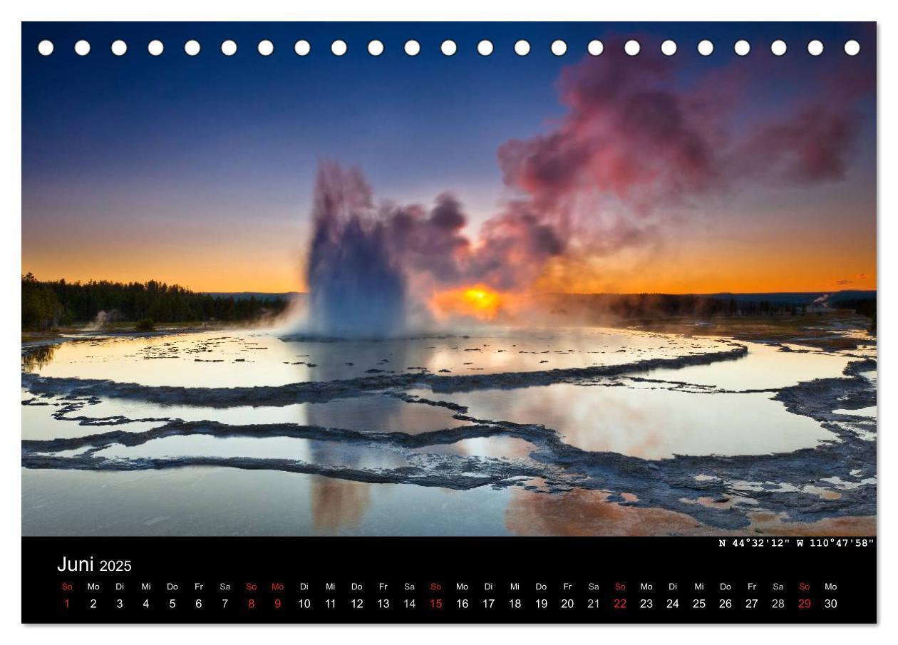 Bild: 9783435781683 | Wild, Wild Places 2025 (Tischkalender 2025 DIN A5 quer), CALVENDO...