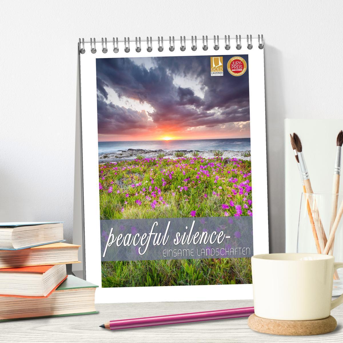 Bild: 9783435988891 | peaceful silence - einsame Landschaften (Tischkalender 2025 DIN A5...