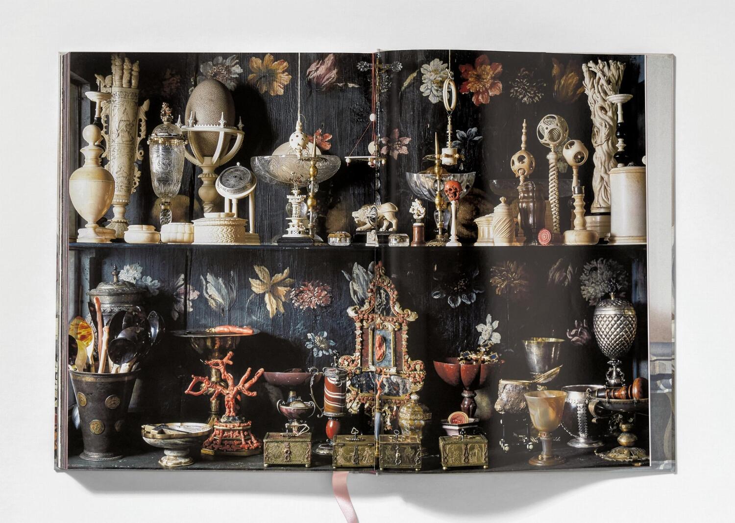 Bild: 9783836540353 | Listri. Cabinet of Curiosities | Giulia Carciotto (u. a.) | Buch