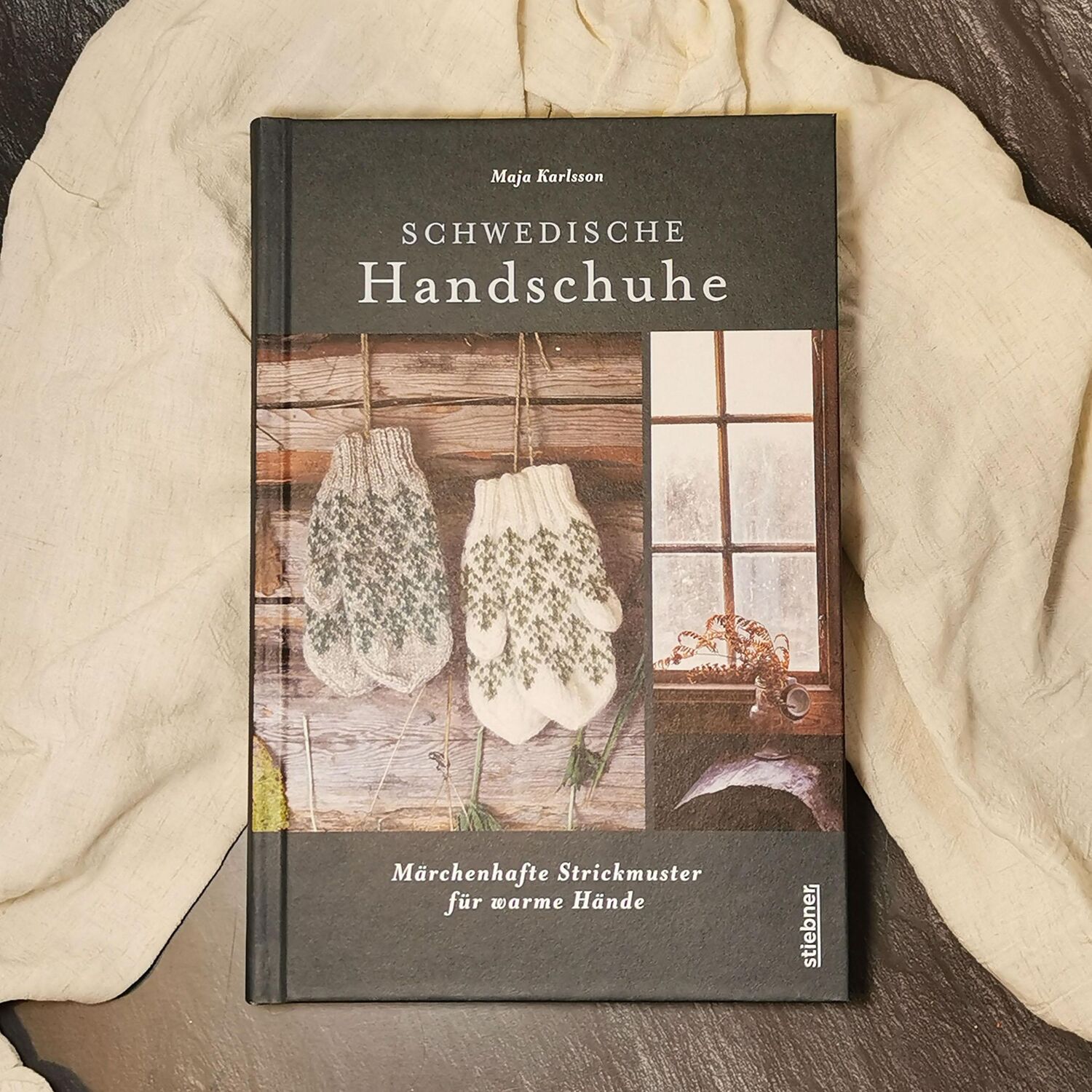 Bild: 9783830721390 | Schwedische Handschuhe stricken | Maja Karlsson | Buch | 184 S. | 2023