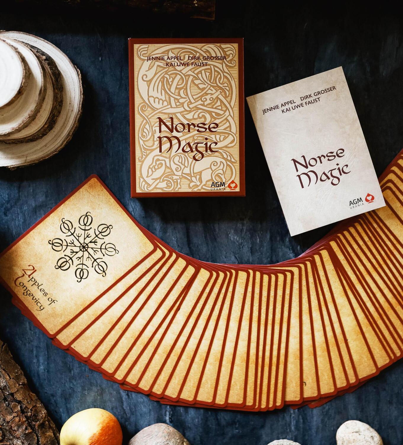 Cover: 4250375110217 | Norse Magic (english oracle cards) | Jennie Appel (u. a.) | Buch