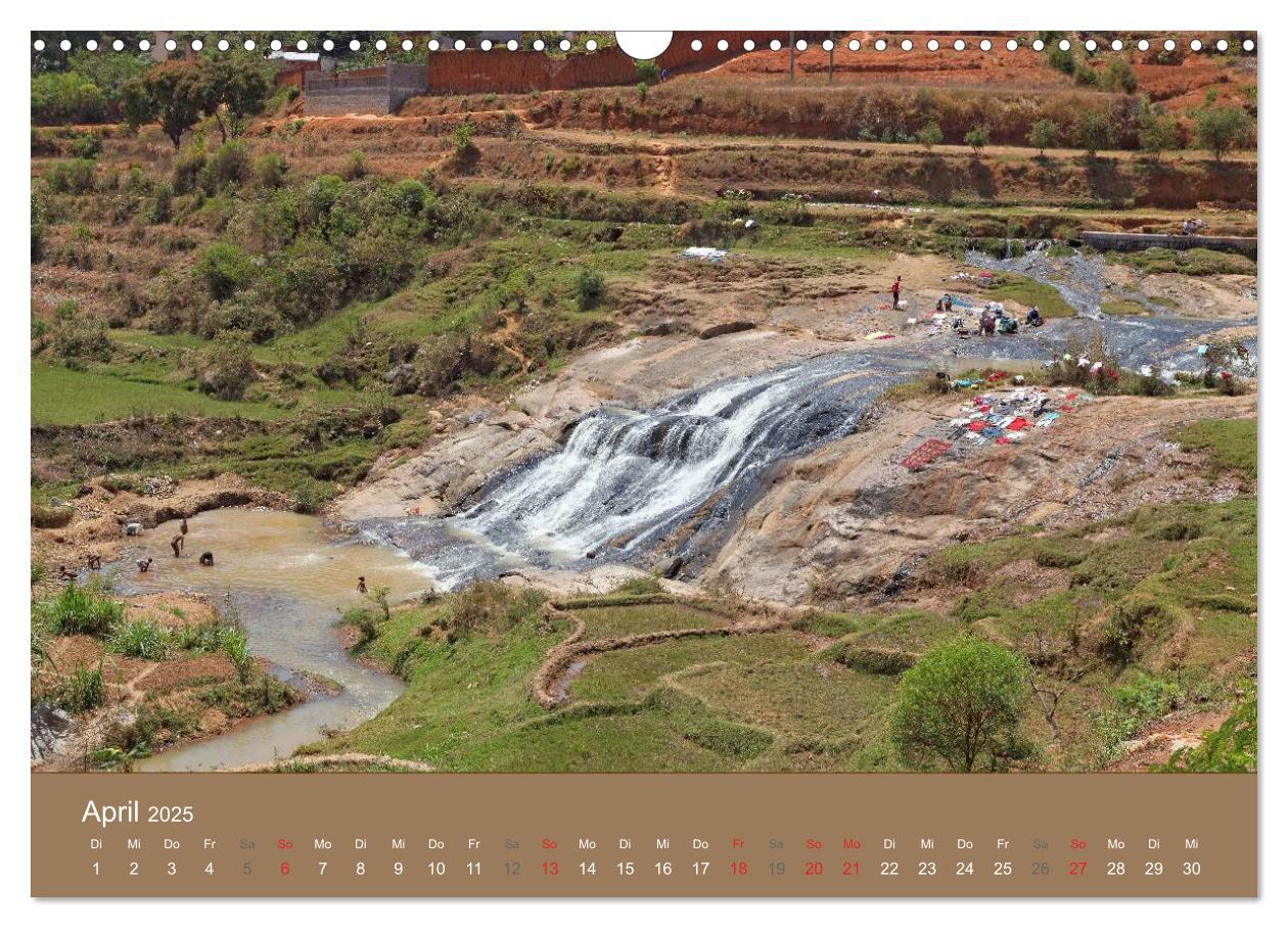 Bild: 9783435479702 | Alltag in Madagaskar (Wandkalender 2025 DIN A3 quer), CALVENDO...