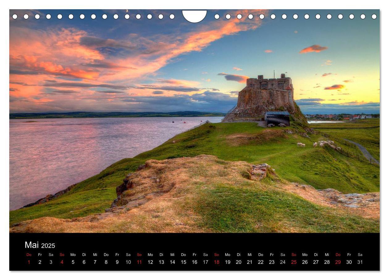 Bild: 9783435731299 | Holy Island - England (Wandkalender 2025 DIN A4 quer), CALVENDO...