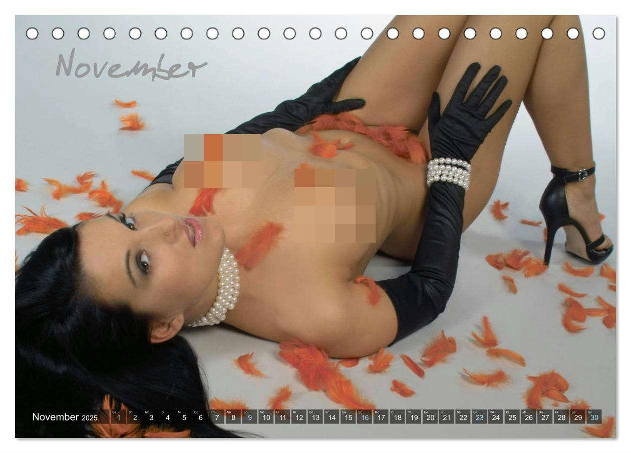 Bild: 9783435142576 | Erotik Fotoart Close Up Girls (Tischkalender 2025 DIN A5 quer),...