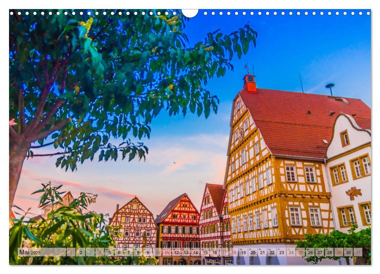 Bild: 9783435221929 | Leonberg - Altstadt in Abendstimmung (Wandkalender 2025 DIN A3...