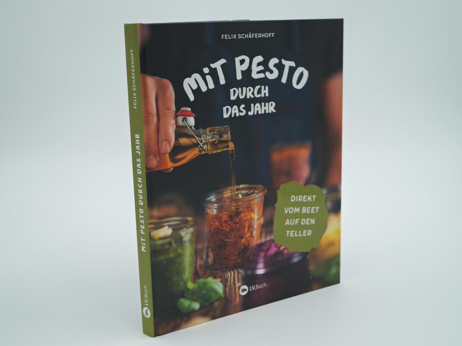Bild: 9783784356532 | Mit Pesto durch das Jahr | Felix Schäferhoff | Buch | 112 S. | Deutsch