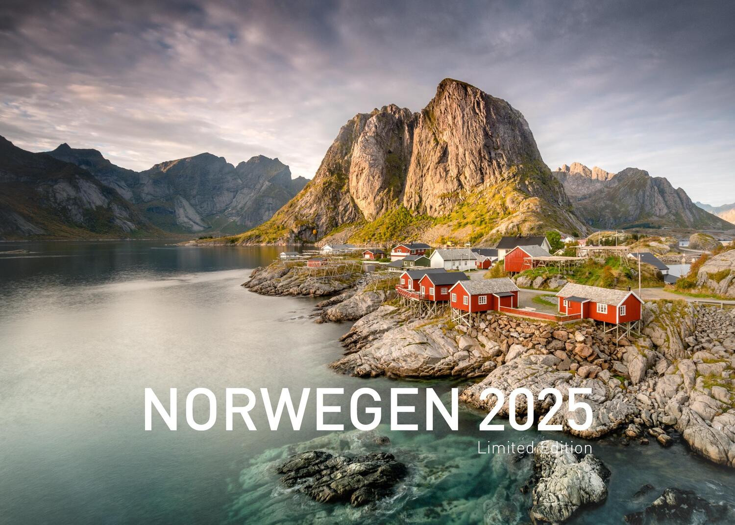 Cover: 9783968555454 | 360° Norwegen Exklusivkalender 2025 | Limited Edition (70 x 50 cm)