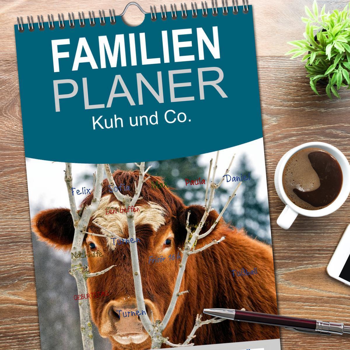 Bild: 9783457104378 | Familienplaner 2025 - Kuh und Co. mit 5 Spalten (Wandkalender, 21 x...