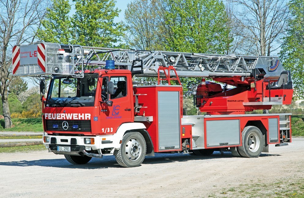 Bild: 9783861339281 | Jahrbuch Feuerwehrfahrzeuge 2020 | Taschenbuch | 2019 | Podszun