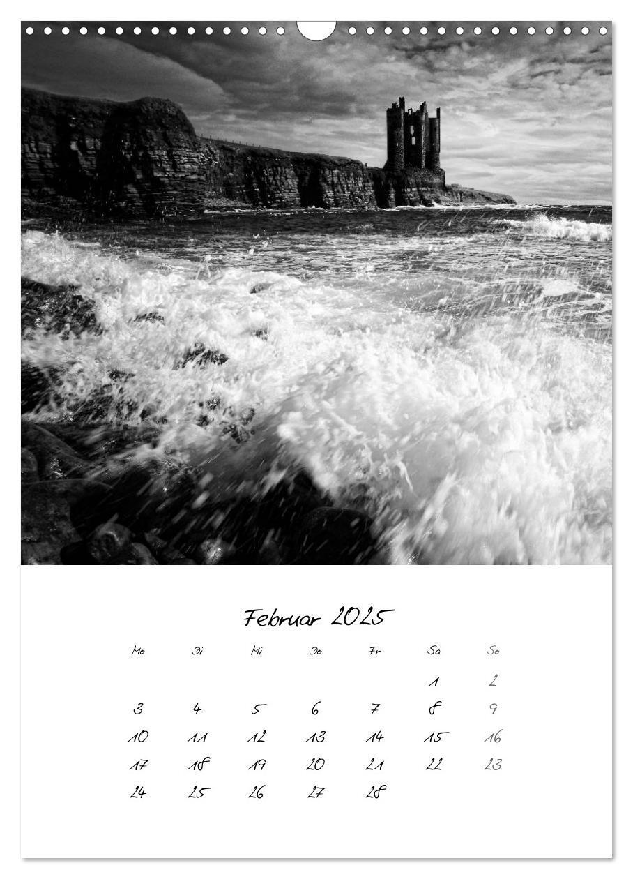 Bild: 9783457048818 | Schottland Monochrom (Wandkalender 2025 DIN A3 hoch), CALVENDO...