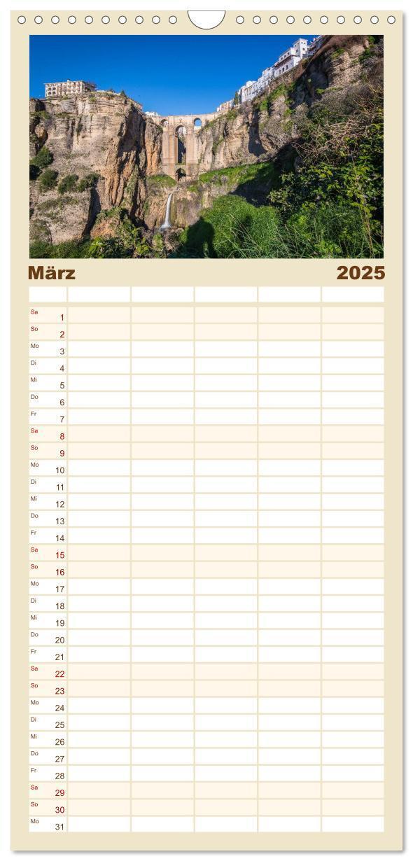 Bild: 9783457113066 | Familienplaner 2025 - Andalusien mit 5 Spalten (Wandkalender, 21 x...