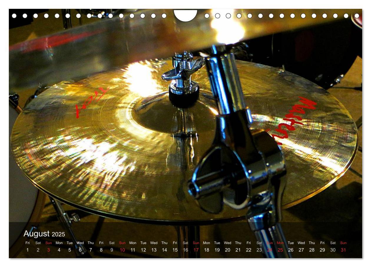 Bild: 9781325953974 | DRUMS ONSTAGE (Wall Calendar 2025 DIN A4 landscape), CALVENDO 12...