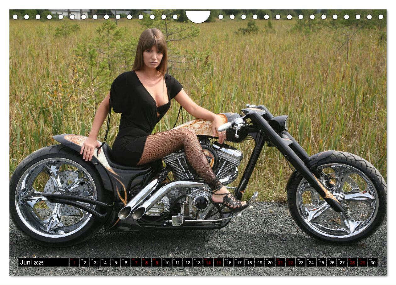 Bild: 9783435385539 | Best Biker Girls (Wandkalender 2025 DIN A4 quer), CALVENDO...