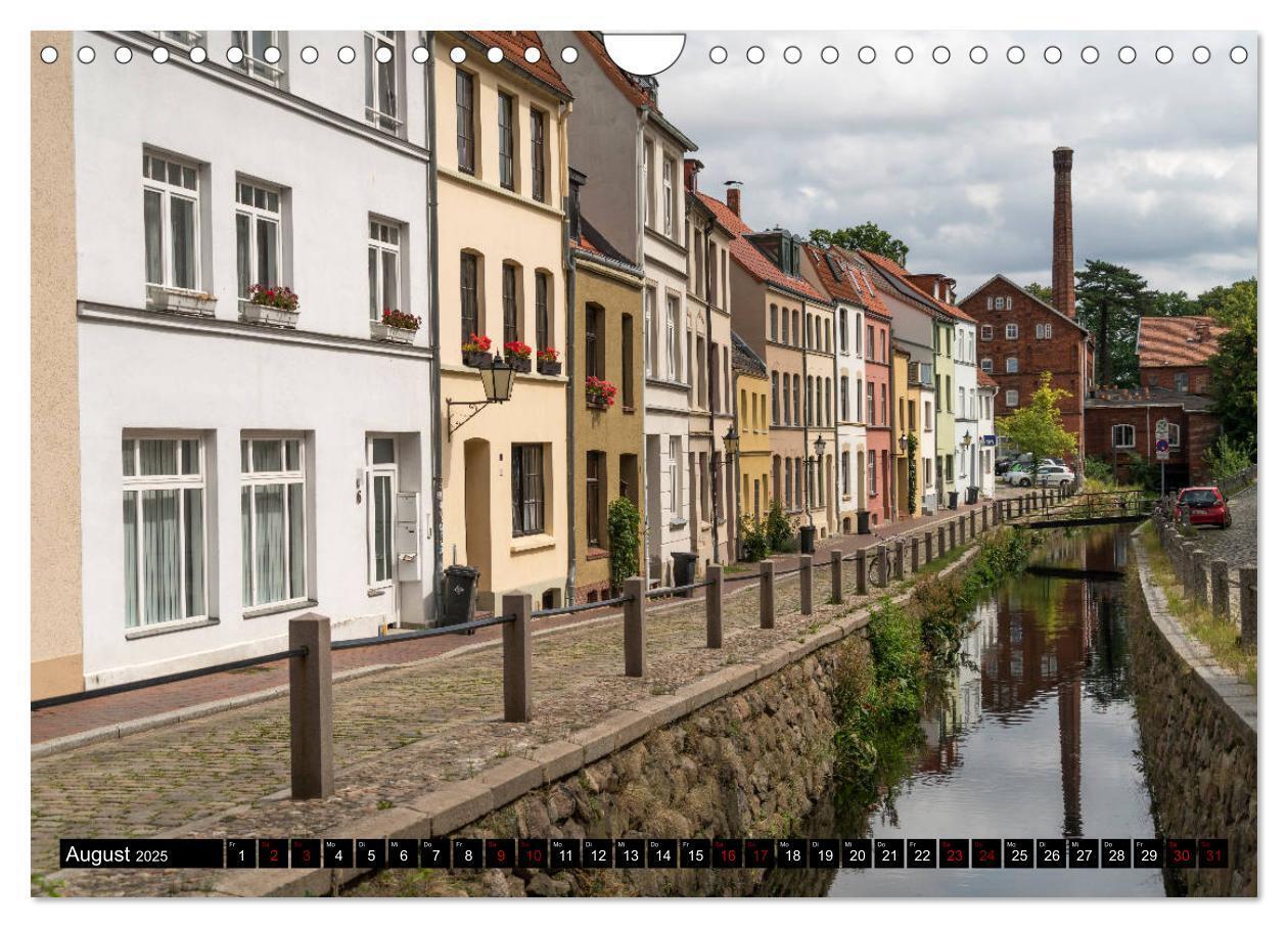 Bild: 9783435411191 | Hansestadt Wismar (Wandkalender 2025 DIN A4 quer), CALVENDO...