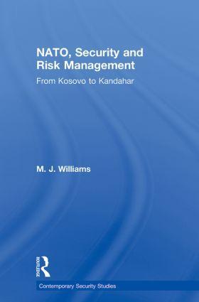 Cover: 9780415592482 | Nato, Security and Risk Management | From Kosovo to Khandahar | Buch