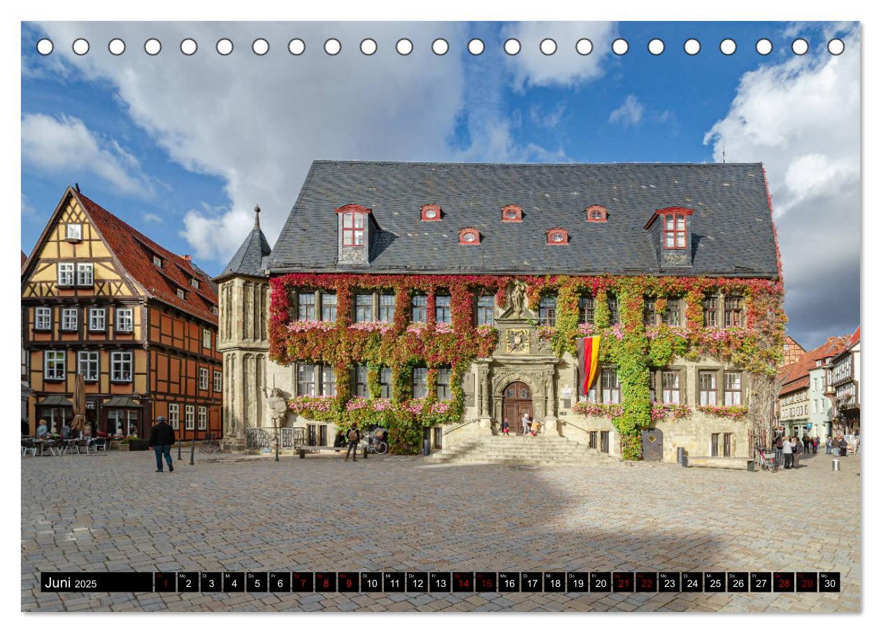 Bild: 9783435221899 | Fachwerkstadt Quedlinburg (Tischkalender 2025 DIN A5 quer),...