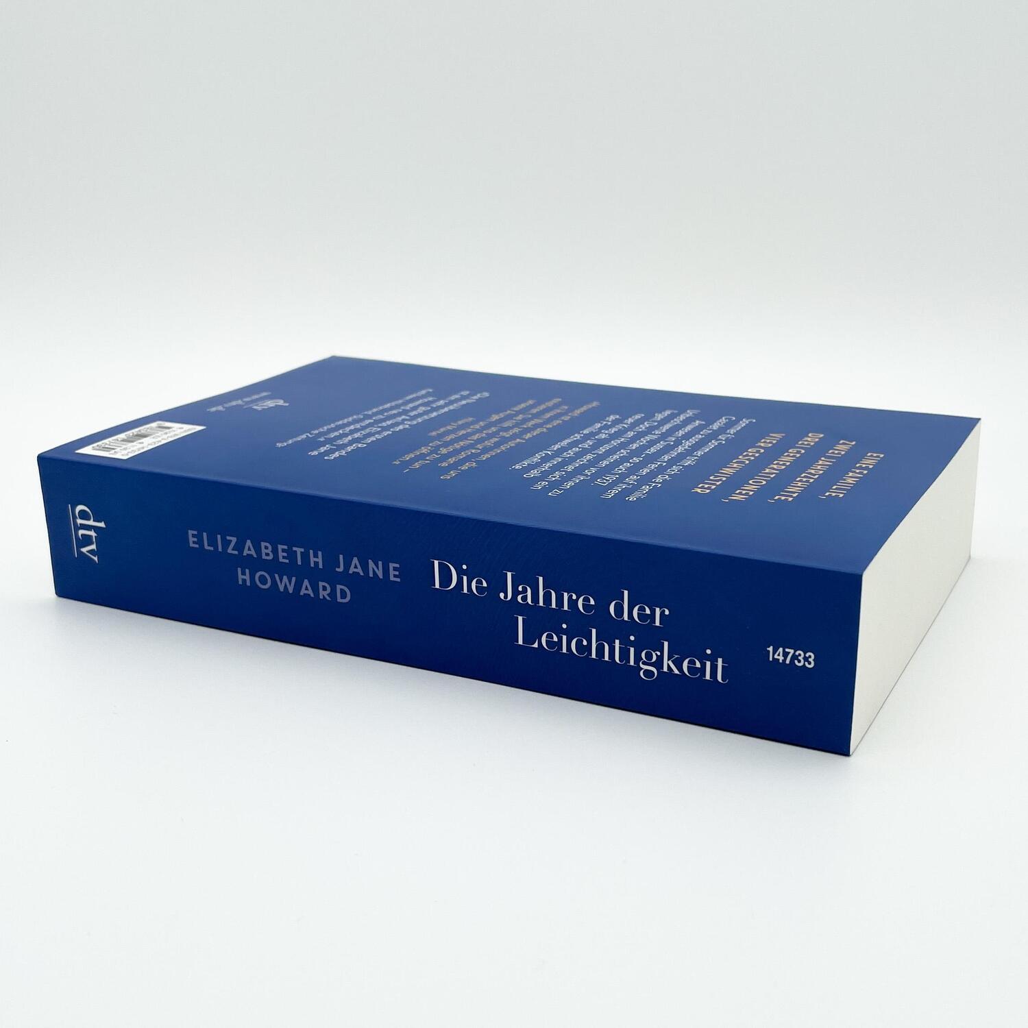 Bild: 9783423147330 | Die Jahre der Leichtigkeit | Die Chronik der Familie Cazalet, Roman