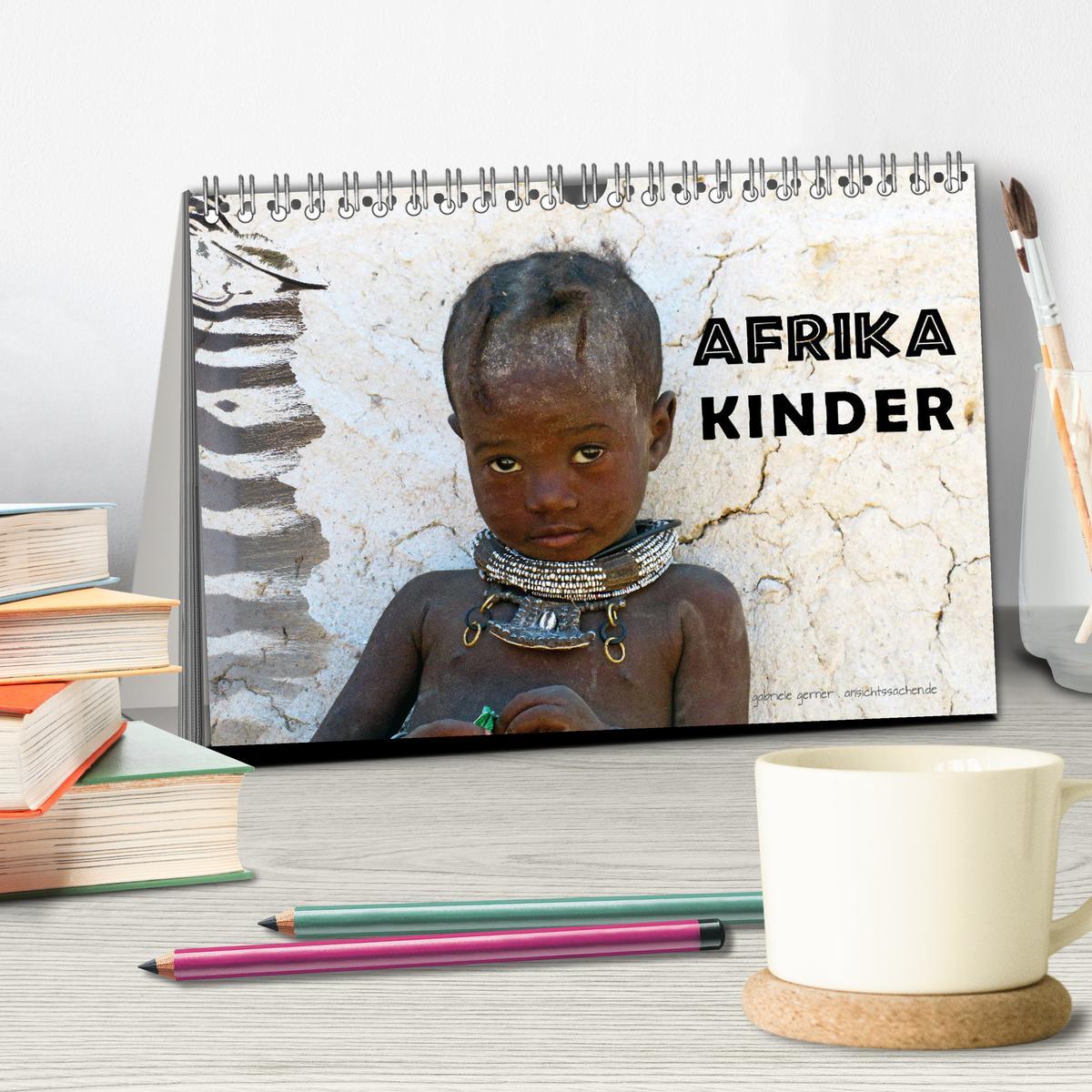 Bild: 9783383923500 | Afrika Kinder (Tischkalender 2025 DIN A5 quer), CALVENDO...