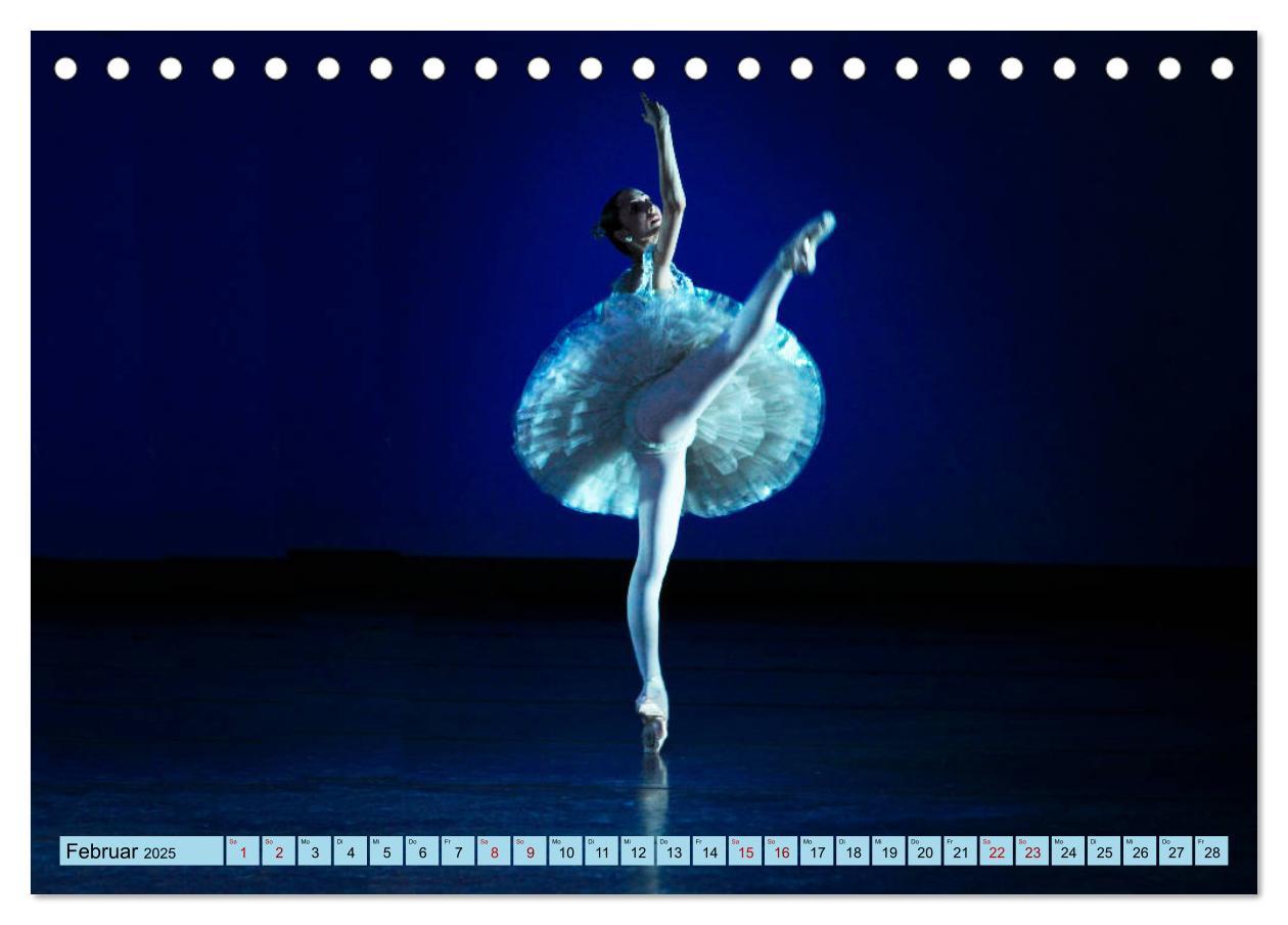 Bild: 9783435100774 | Ballett Bühne (Tischkalender 2025 DIN A5 quer), CALVENDO...