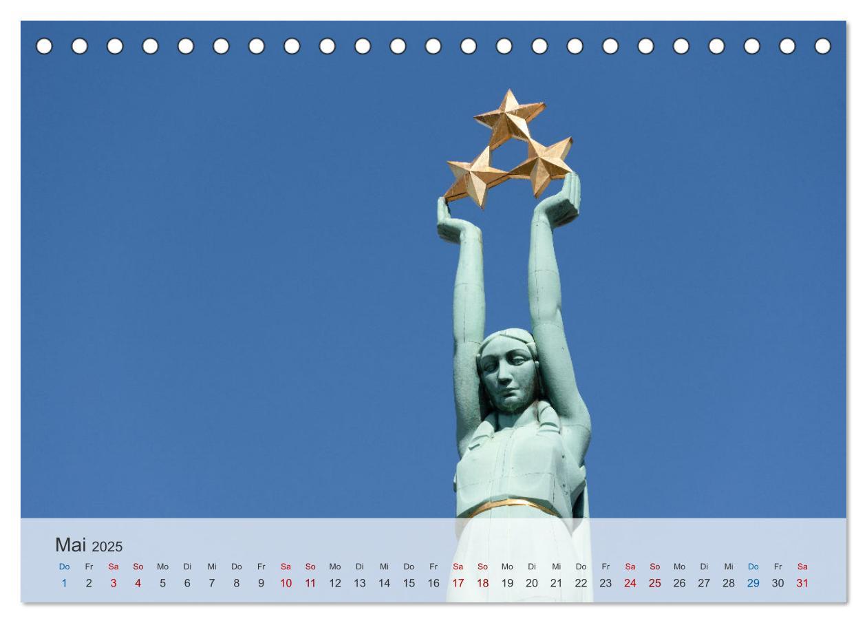 Bild: 9783435833399 | Riga - Paris des Ostens (Tischkalender 2025 DIN A5 quer), CALVENDO...