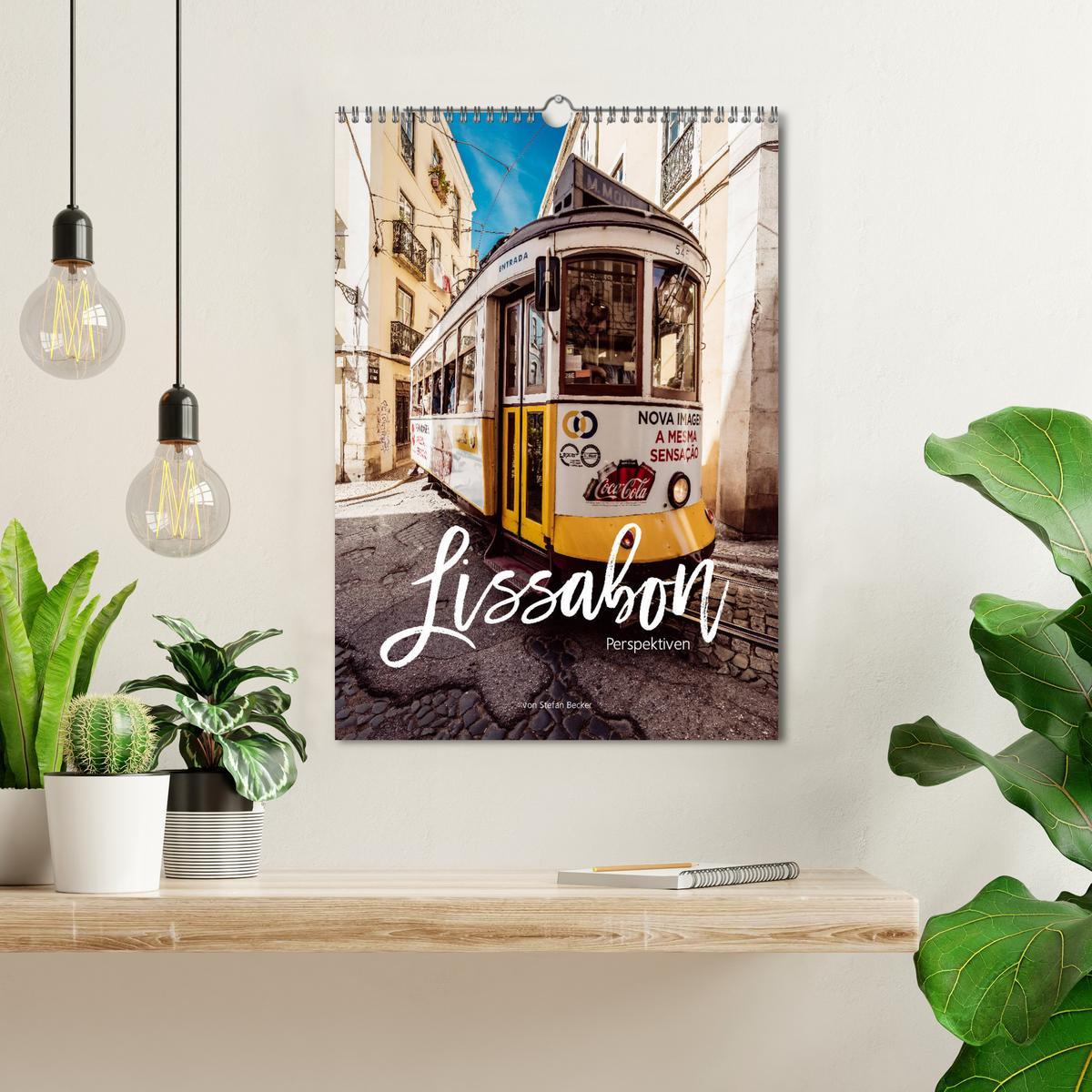 Bild: 9783435978984 | Lissabon Perspektiven (Wandkalender 2025 DIN A3 hoch), CALVENDO...